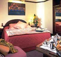 Hotel HOTEL PONT ROYAL, Paris, France