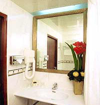 5 photo hotel LE PATIO ST ANTOINE HOME PLAZZA, Paris, France