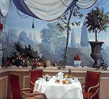 3 photo hotel GOLDEN TULIP ROYAL GARDEN CHAMPS-ELYS?ES, Paris, France