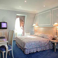 2 photo hotel CHATEAUBRIAND HOTEL, Paris, France