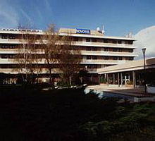 Hotel NOVOTEL POISSY ORGEVAL, Paris, France