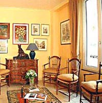 2 photo hotel HOTEL DES ARTS, Paris, France