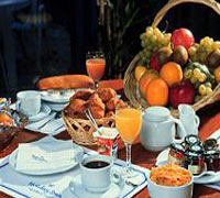 3 photo hotel HOLIDAY INN GC ST QUENTIN EN Y, Paris, France