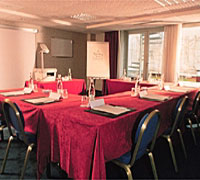 3 photo hotel HI GARDEN COURT MONTMARTRE, Paris, France