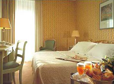 Hotel BW ETOILE FRIEDLAND CHAMPS-ELYSEES, Paris, France