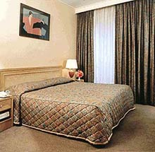 2 photo hotel BW ETOILE RESIDENCE IMPERIALE, Paris, France