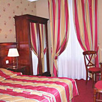 2 photo hotel ATEL NIEL ELYSEES, Paris, France