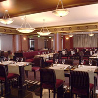 7 photo hotel HILTON ARC DE TRIOMPHE, Paris, France