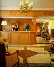 5 photo hotel HOTEL MAYFAIR, Paris, France