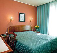 3 photo hotel ELYSEES OPERA, Paris, France