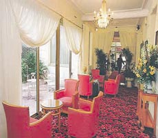 2 photo hotel ATEL LE CARDINAL, Paris, France