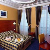 2 photo hotel CAMPANILE - PARIS XV - TOUR EIFFEL, Paris, France