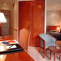 4 photo hotel WALDORF MADELEINE HOTEL, Paris, France