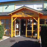 Hotel BALLADINS EXPRESS - VIGNEUX, Paris, France