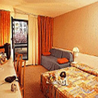 Hotel NOVOTEL PARIS SURESNES, Paris, France