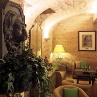 7 photo hotel HOTEL DES DUCS D ANJOU, Paris, France