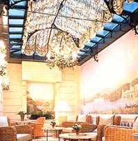 Hotel FRANKLIN ROOSEVELT, Paris, France