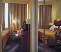 3 photo hotel BEST WESTERN ETOILE SAINT HONORE, Paris, France