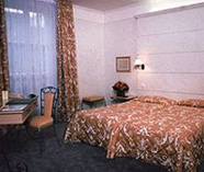 2 photo hotel BEST WESTERN VILLA DES ARTISTES, Paris, France