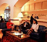 2 photo hotel HOLIDAY INN VELIZY, Paris, France