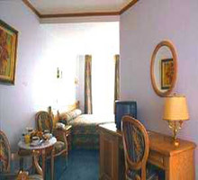 Hotel ATEL ARC ELYSEE, Paris, France