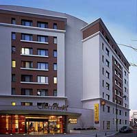 Hotel SUITEHOTEL PARIS RUEIL M, Paris, France