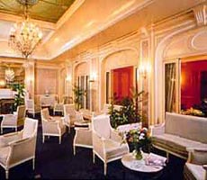 2 photo hotel SAINT PETERSBOURG HOTEL, Paris, France