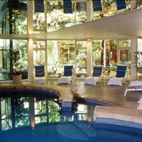 8 photo hotel HOTEL VERNET, Paris, France