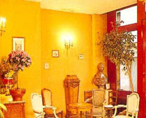 2 photo hotel ATEL NOTRE DAME, Paris, France