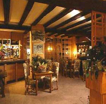 3 photo hotel ATEL NOTRE DAME, Paris, France